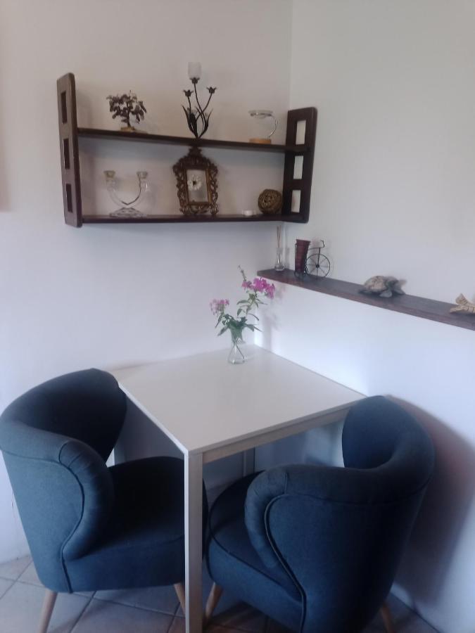 Pokoj W Domu Z Duzym Ogrodem Krakau Buitenkant foto